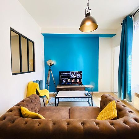 Blue Vintage / Centre Ville Rue Piétonne / Netflix Sens Esterno foto