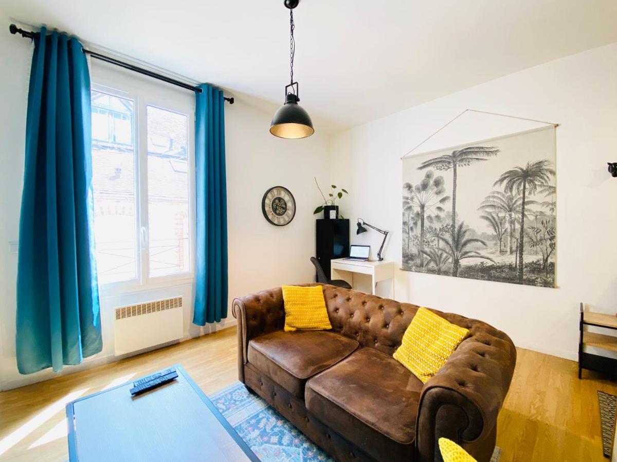 Blue Vintage / Centre Ville Rue Piétonne / Netflix Sens Esterno foto